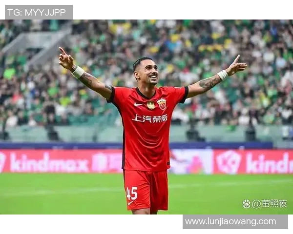 山东鲁能与上海上港精彩对决集锦回顾与分析 山东鲁能与上海上港精彩对决集锦回顾与分析